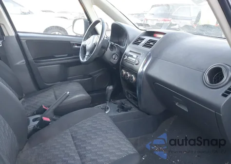 2008 Suzuki Sx4 Convenience/Touring z USA, uszkodzony, nr VIN JS2YB413685109550